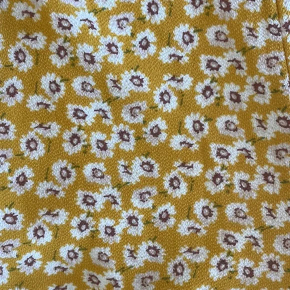 Wide Leg Flower Pants - Picture 3 of 3